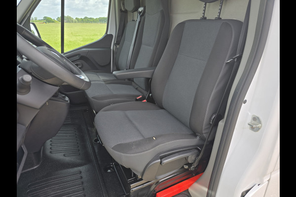 Renault Master T35 2.3 dCi 130 L3 H3 - 130 Pk -  Euro 6 - Airco - Cruise Control