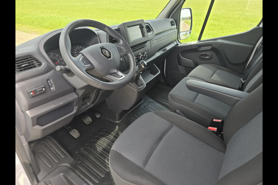 Renault Master T35 2.3 dCi 130 L3 H3 - 130 Pk -  Euro 6 - Airco - Cruise Control