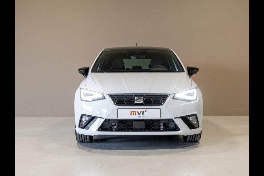 Seat Ibiza 1.5 TSI FR Business Intense Plus / 150pk / Panorama dak / Achteruitrijcamera / Stoelverwarming / Airco / Klimaatregeling / Apple carplay /