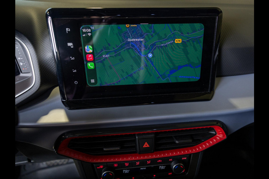 Seat Ibiza 1.5 TSI FR Business Intense Plus / 150pk / Panorama dak / Achteruitrijcamera / Stoelverwarming / Airco / Klimaatregeling / Apple carplay /