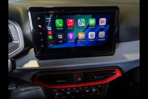 Seat Ibiza 1.5 TSI FR Business Intense Plus / 150pk / Panorama dak / Achteruitrijcamera / Stoelverwarming / Airco / Klimaatregeling / Apple carplay /