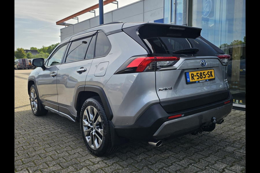 Toyota RAV4 2.5 Hybrid AWD Bi-Tone 220 pk | Trekhaak | Leder | Schuif-kanteldak | JBL geluid | Stoelverwarming | Camera etc.