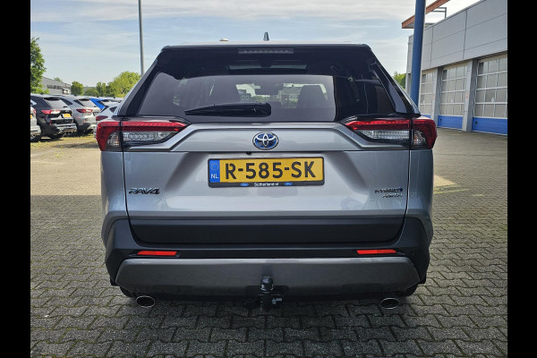 Toyota RAV4 2.5 Hybrid AWD Bi-Tone 220 pk | Trekhaak | Leder | Schuif-kanteldak | JBL geluid | Stoelverwarming | Camera etc.