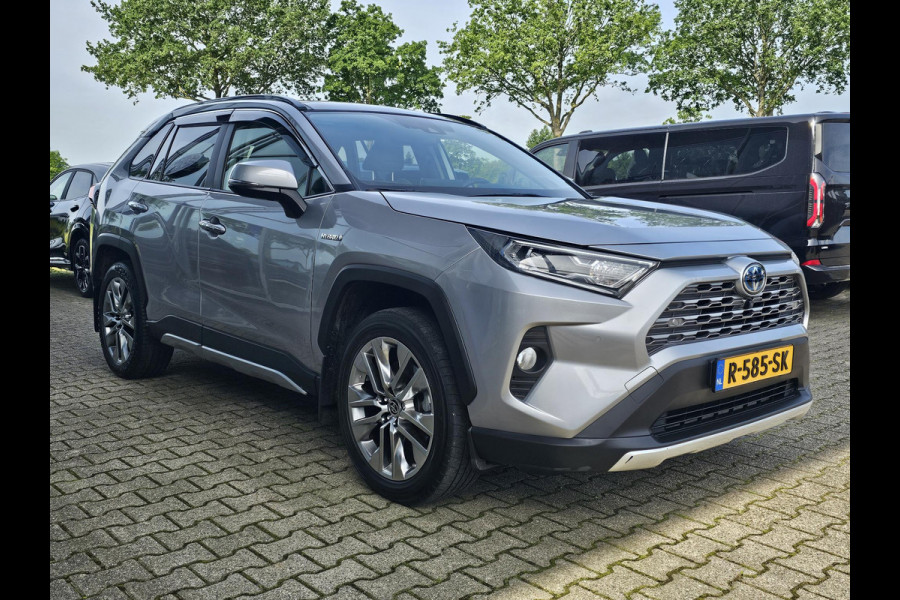 Toyota RAV4 2.5 Hybrid AWD Bi-Tone 220 pk | Trekhaak | Leder | Schuif-kanteldak | JBL geluid | Stoelverwarming | Camera etc.