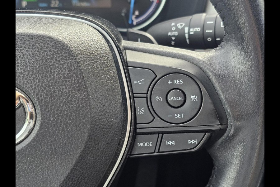 Toyota RAV4 2.5 Hybrid AWD Bi-Tone 220 pk | Trekhaak | Leder | Schuif-kanteldak | JBL geluid | Stoelverwarming | Camera etc.