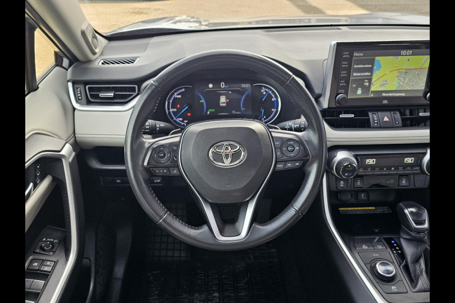 Toyota RAV4 2.5 Hybrid AWD Bi-Tone 220 pk | Trekhaak | Leder | Schuif-kanteldak | JBL geluid | Stoelverwarming | Camera etc.
