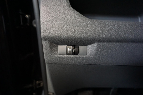 Opel Vivaro 1.5 CDTI L3H1 Edition Dubbele Cabine Airco Navigatie Bluetooth Parkeersensoren Camera Trekhaak