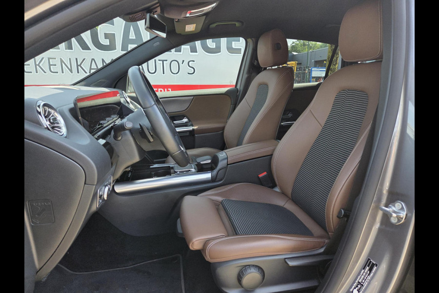 Mercedes-Benz GLA 250 e Business Solution Luxury Limited 18"/Trekhaak/Sfeerverlichting/Camera/PDC v+a/Apple Carplay & Android Auto
