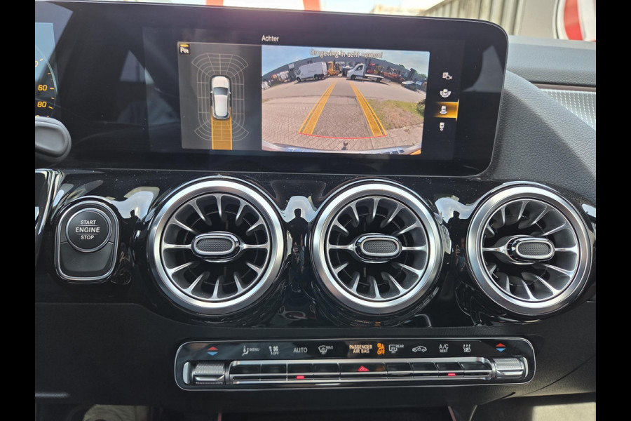 Mercedes-Benz GLA 250 e Business Solution Luxury Limited 18"/Trekhaak/Sfeerverlichting/Camera/PDC v+a/Apple Carplay & Android Auto