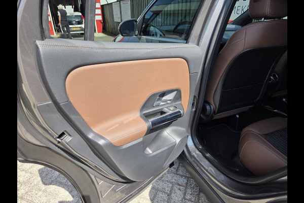 Mercedes-Benz GLA 250 e Business Solution Luxury Limited 18"/Trekhaak/Sfeerverlichting/Camera/PDC v+a/Apple Carplay & Android Auto