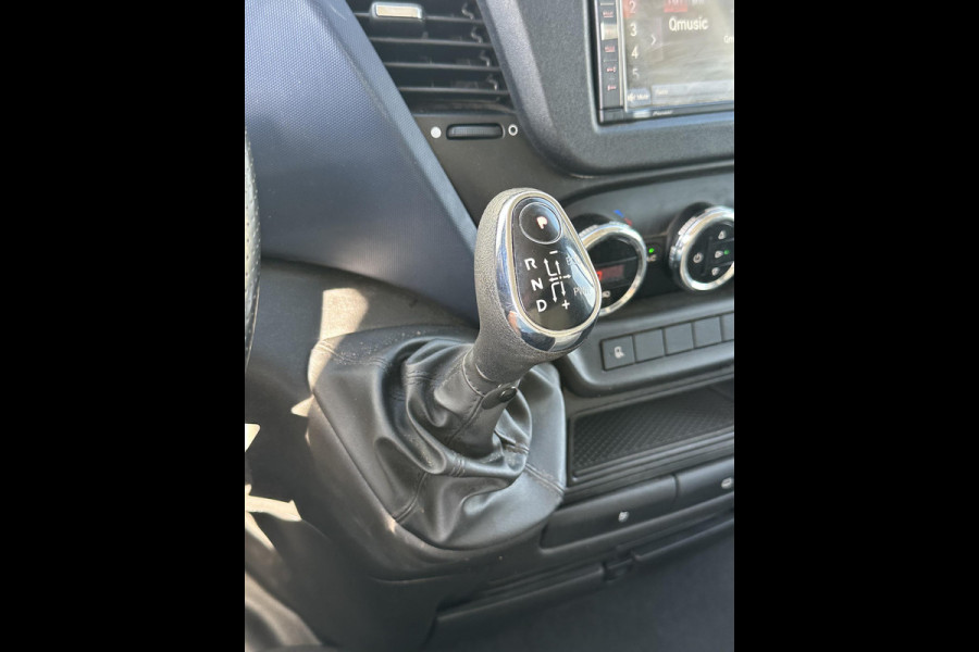 Iveco Daily 35C16V 2.3 352 L2H2 Automaat|Trekhaak 3500KG|Cruis