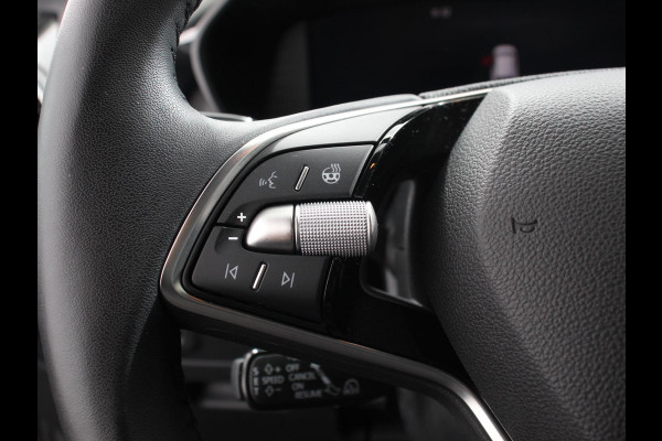 Škoda Fabia 1.0 TSI 110pk Automaat Selection Climate control Adaptieve cruise control Lane assist Parkeersensoren achter Stuurverwarming Stoel verwarming Apple Carplay/ Android Auto