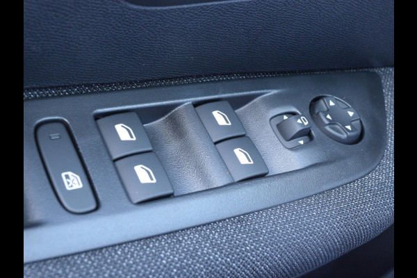 Peugeot e-208 EV Allure 51 kWh