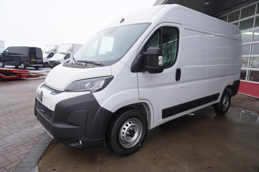 Citroën Jumper 2.2 BlueHDi 140PK S&S L2H2 3.5t Automaat Nr. V194 | Climate | Cruise | Navi | 360 Camera | Blis | Betimmering