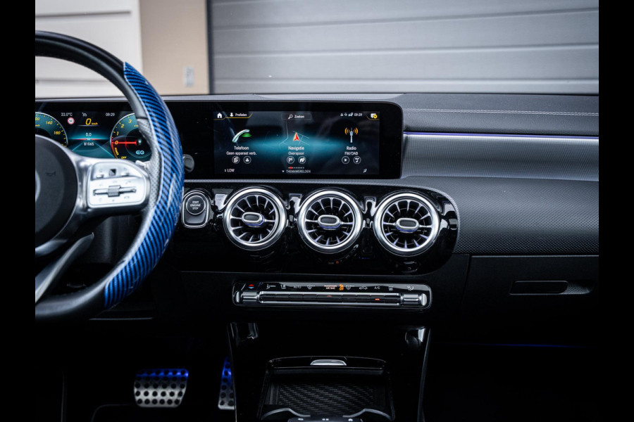 Mercedes-Benz A-Klasse 250 e - AMG-Edition l Pano l Burmester l Sfeeverl. l Camera