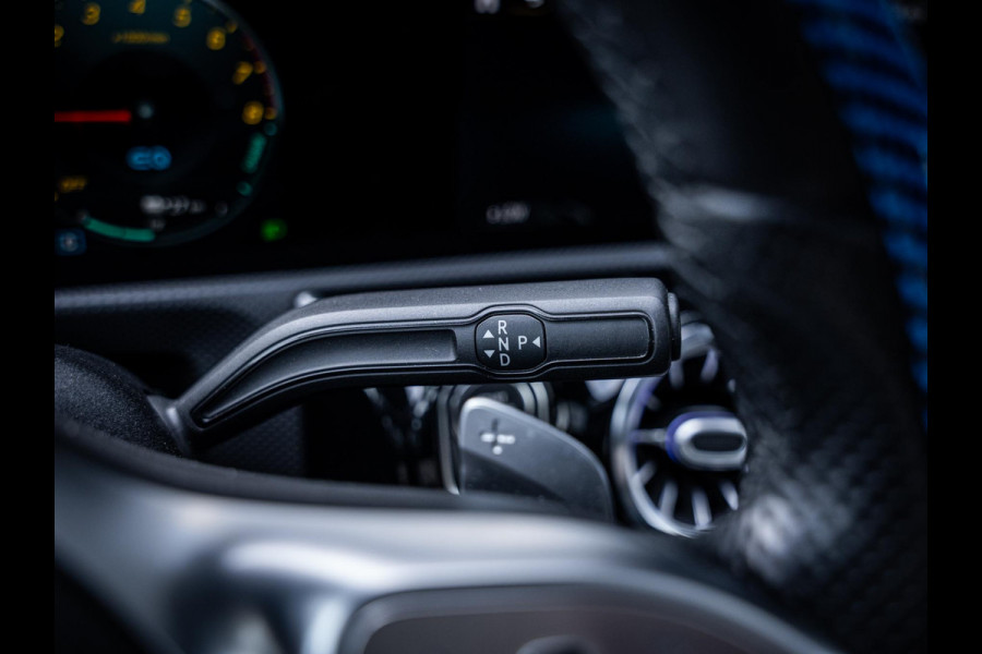 Mercedes-Benz A-Klasse 250 e - AMG-Edition l Pano l Burmester l Sfeeverl. l Camera