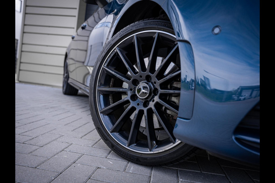 Mercedes-Benz A-Klasse 250 e - AMG-Edition l Pano l Burmester l Sfeeverl. l Camera