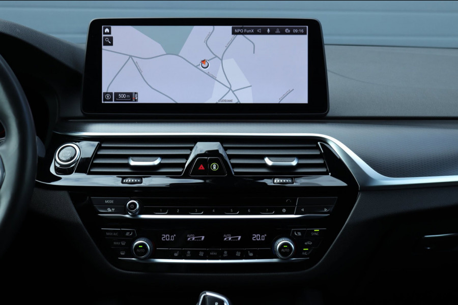 BMW 5 Serie Touring 540i xDrive High Executive Harman Kardon / leder / memory / carplay