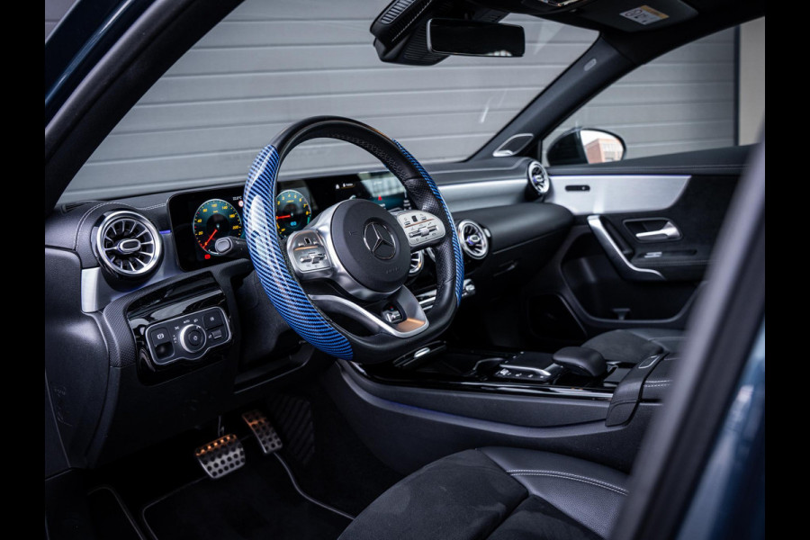 Mercedes-Benz A-Klasse 250 e - AMG-Edition l Pano l Burmester l Sfeeverl. l Camera