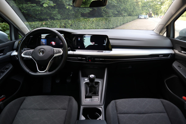 Volkswagen Golf Variant 1.0 TSI Life | Sfeerverlichting | Navi | Carplay | Acc |