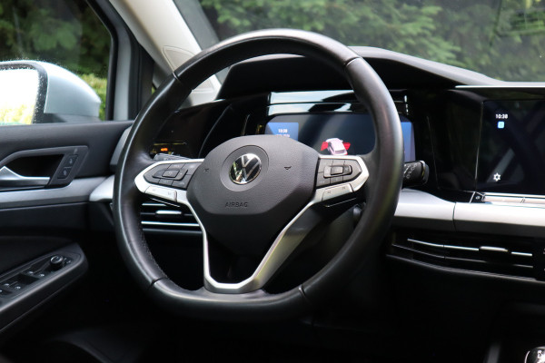 Volkswagen Golf Variant 1.0 TSI Life | Sfeerverlichting | Navi | Carplay | Acc |
