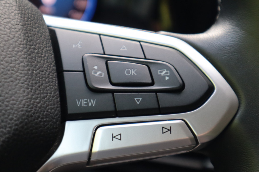 Volkswagen Golf Variant 1.0 TSI Life | Sfeerverlichting | Navi | Carplay | Acc |