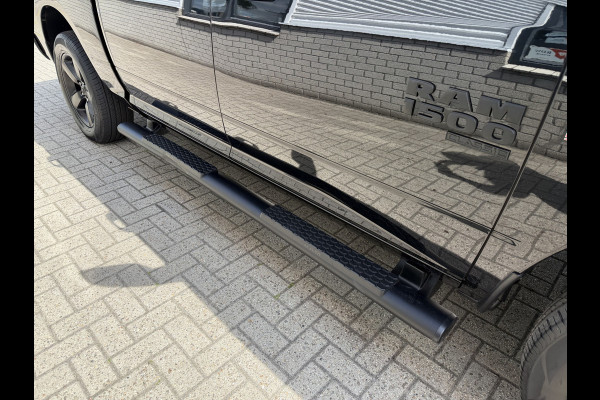 Dodge Ram 1500 5.7 V8 4x4 Crew Cab 5'7 Longhorn / vaste prijs rijklaar € 39.950 ex btw / euro 6 / lease vanaf € 652 / airco / cruise / navigatie / prins lpg / leer / trekhaak 3500 kg !