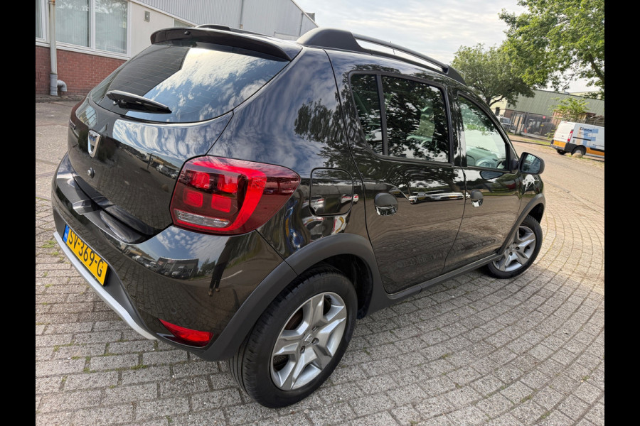 Dacia Sandero 0.9 TCe SL STEPWAY AUTOMAAT NAVI AIRCO LUXE NAP+ HISTORIE!