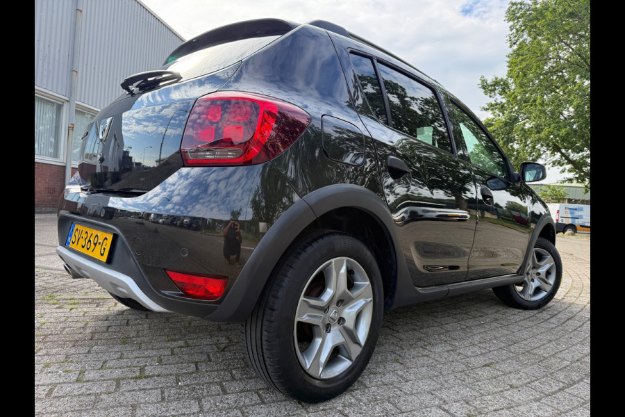 Dacia Sandero 0.9 TCe SL STEPWAY AUTOMAAT NAVI AIRCO LUXE NAP+ HISTORIE!