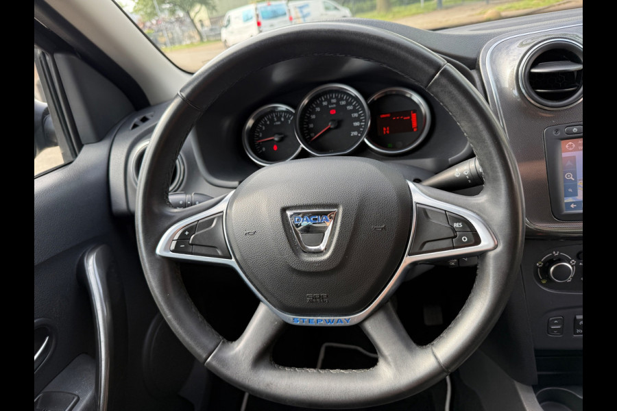 Dacia Sandero 0.9 TCe SL STEPWAY AUTOMAAT NAVI AIRCO LUXE NAP+ HISTORIE!