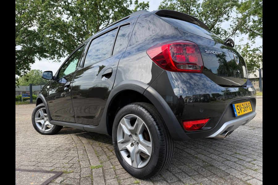 Dacia Sandero 0.9 TCe SL STEPWAY AUTOMAAT NAVI AIRCO LUXE NAP+ HISTORIE!