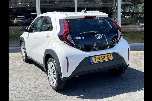 Toyota Aygo X 1.0 VVT-i MT First Premium | Stoelverwarming, Keyless, Startknop, Licht + regensensor, Apple CarPlay/Android Auto
