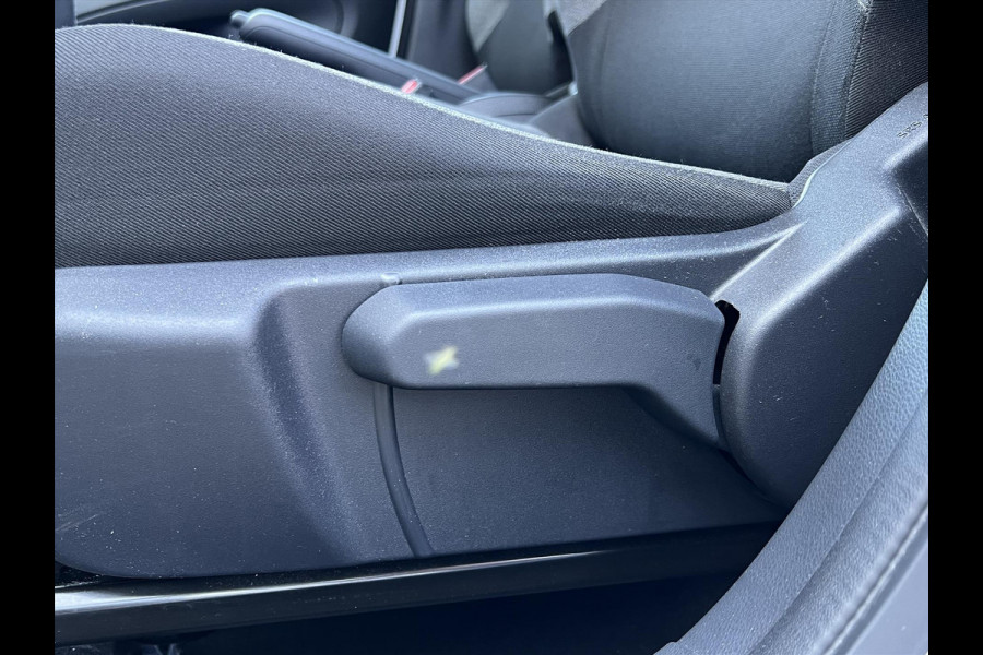 Toyota Aygo X 1.0 VVT-i MT First Premium | Stoelverwarming, Keyless, Startknop, Licht + regensensor, Apple CarPlay/Android Auto