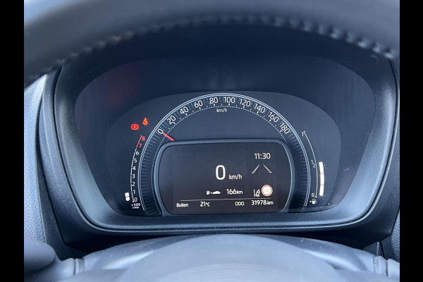 Toyota Aygo X 1.0 VVT-i MT First Premium | Stoelverwarming, Keyless, Startknop, Licht + regensensor, Apple CarPlay/Android Auto