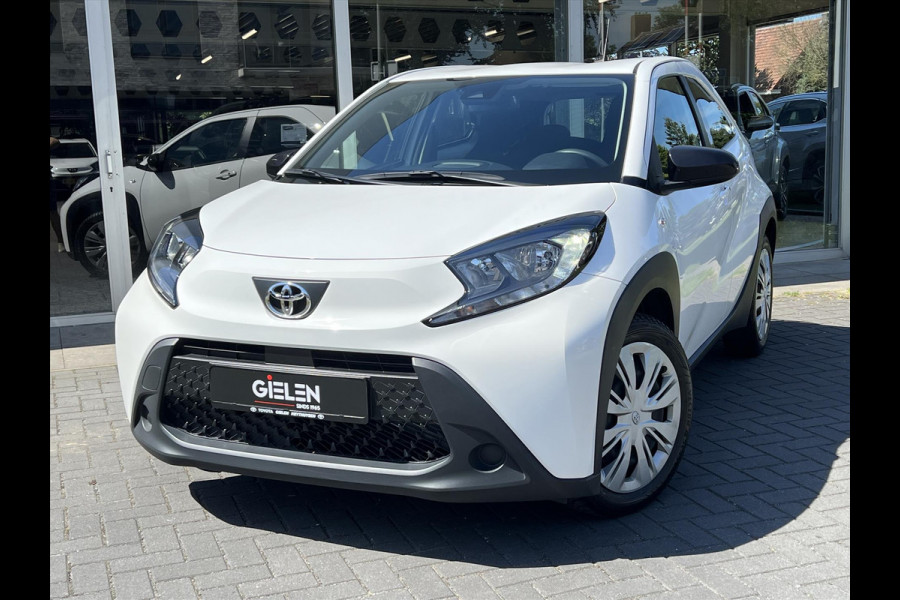 Toyota Aygo X 1.0 VVT-i MT First Premium | Stoelverwarming, Keyless, Startknop, Licht + regensensor, Apple CarPlay/Android Auto