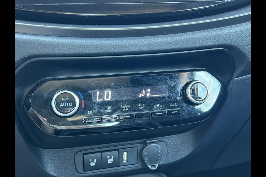 Toyota Aygo X 1.0 VVT-i MT First Premium | Stoelverwarming, Keyless, Startknop, Licht + regensensor, Apple CarPlay/Android Auto