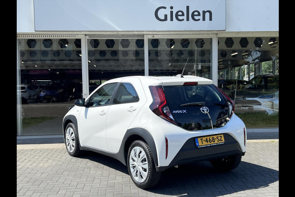 Toyota Aygo X 1.0 VVT-i MT First Premium | Stoelverwarming, Keyless, Startknop, Licht + regensensor, Apple CarPlay/Android Auto