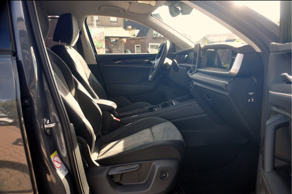Volkswagen Tayron 1.5 eHybrid 204 PK Elegance | Matrix | Adaptieve Cruise | Trekhaak