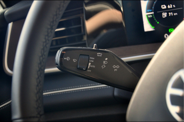 Volkswagen Tayron 1.5 eHybrid 204 PK Elegance | Matrix | Adaptieve Cruise | Trekhaak