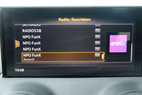 Audi Q2 30 TFSI Pro Line - N.A.P. Airco, Cruise, PDC, Carplay, Camera.