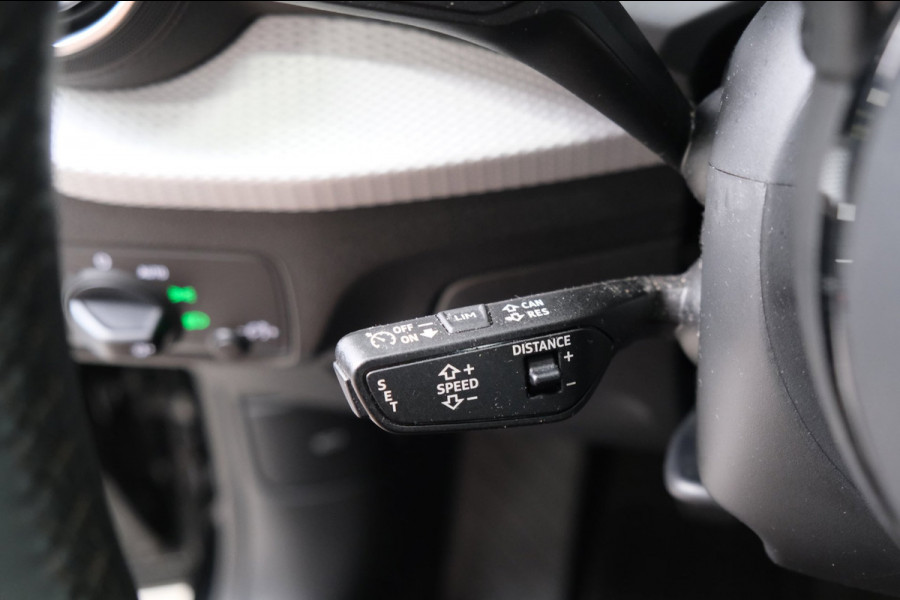 Audi Q2 30 TFSI Pro Line - N.A.P. Airco, Cruise, PDC, Carplay, Camera.