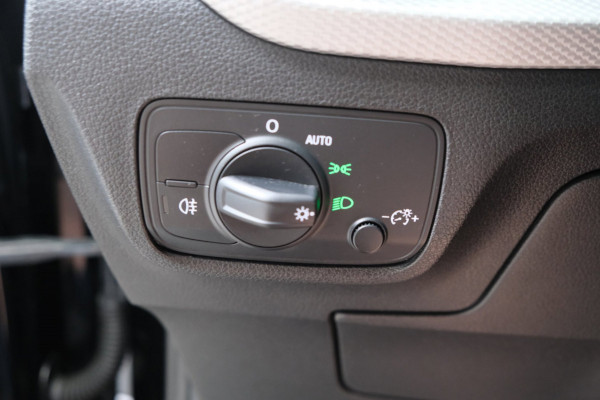 Audi Q2 30 TFSI Pro Line - N.A.P. Airco, Cruise, PDC, Carplay, Camera.