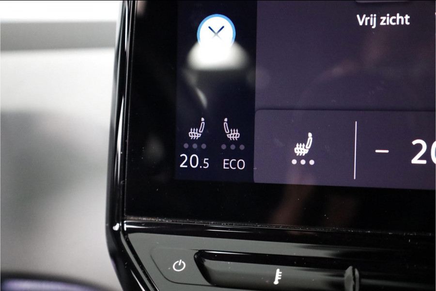 Volkswagen ID.3 First Plus 58 kWh 204PK | SOH 92,41% | Navigatie | Parkeersensoren | Matrix LED koplampen | Stoelverwarming