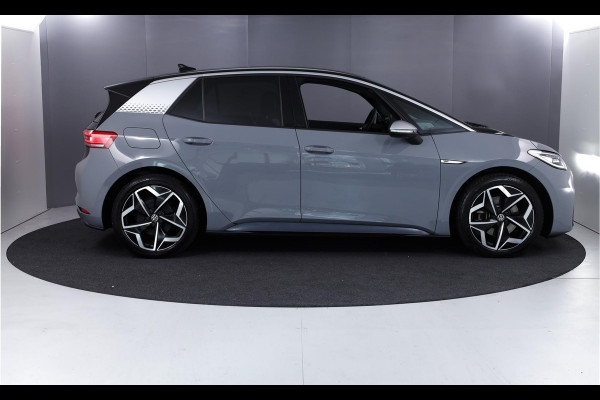 Volkswagen ID.3 First Plus 58 kWh 204PK | SOH 92,41% | Navigatie | Parkeersensoren | Matrix LED koplampen | Stoelverwarming