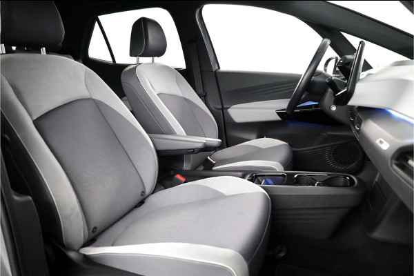Volkswagen ID.3 First Plus 58 kWh 204PK | SOH 92,41% | Navigatie | Parkeersensoren | Matrix LED koplampen | Stoelverwarming