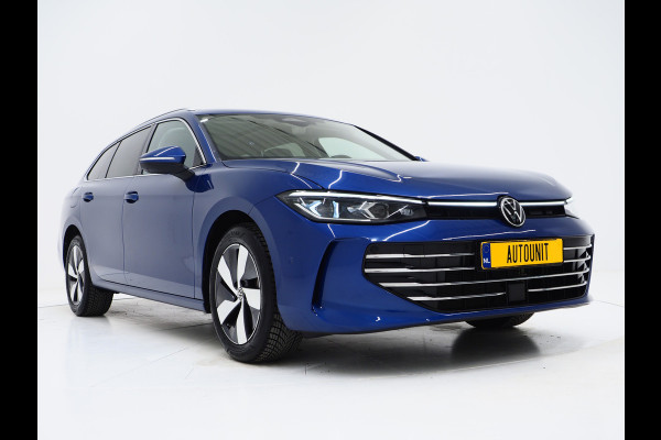 Volkswagen Passat Variant 1.5 eHybrid Elegance | 5 Jaar Garantie | Panoramadak | Leder/Alcantara | Trekhaak | Harman/Kardon | HUD | 360 | Keyless