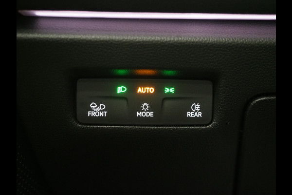 Volkswagen Passat Variant 1.5 eHybrid Elegance | 5 Jaar Garantie | Panoramadak | Leder/Alcantara | Trekhaak | Harman/Kardon | HUD | 360 | Keyless
