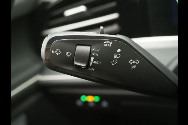 Volkswagen Passat Variant 1.5 eHybrid Elegance | 5 Jaar Garantie | Panoramadak | Leder/Alcantara | Trekhaak | Harman/Kardon | HUD | 360 | Keyless