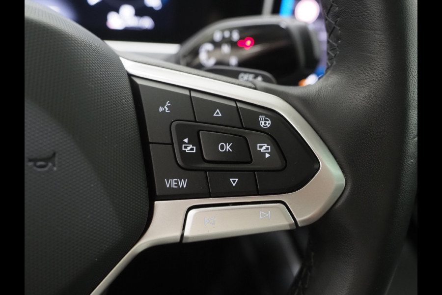 Volkswagen Passat Variant 1.5 eHybrid Elegance | 5 Jaar Garantie | Panoramadak | Leder/Alcantara | Trekhaak | Harman/Kardon | HUD | 360 | Keyless