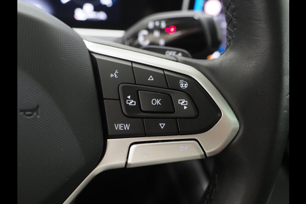 Volkswagen Passat Variant 1.5 eHybrid Elegance | 5 Jaar Garantie | Panoramadak | Leder/Alcantara | Trekhaak | Harman/Kardon | HUD | 360 | Keyless